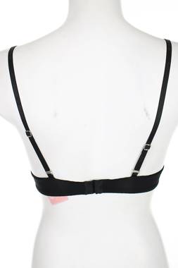 Сутиен Hunkemoller2
