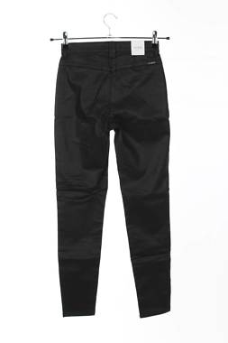 Γυναικείο παντελόνι Guess2