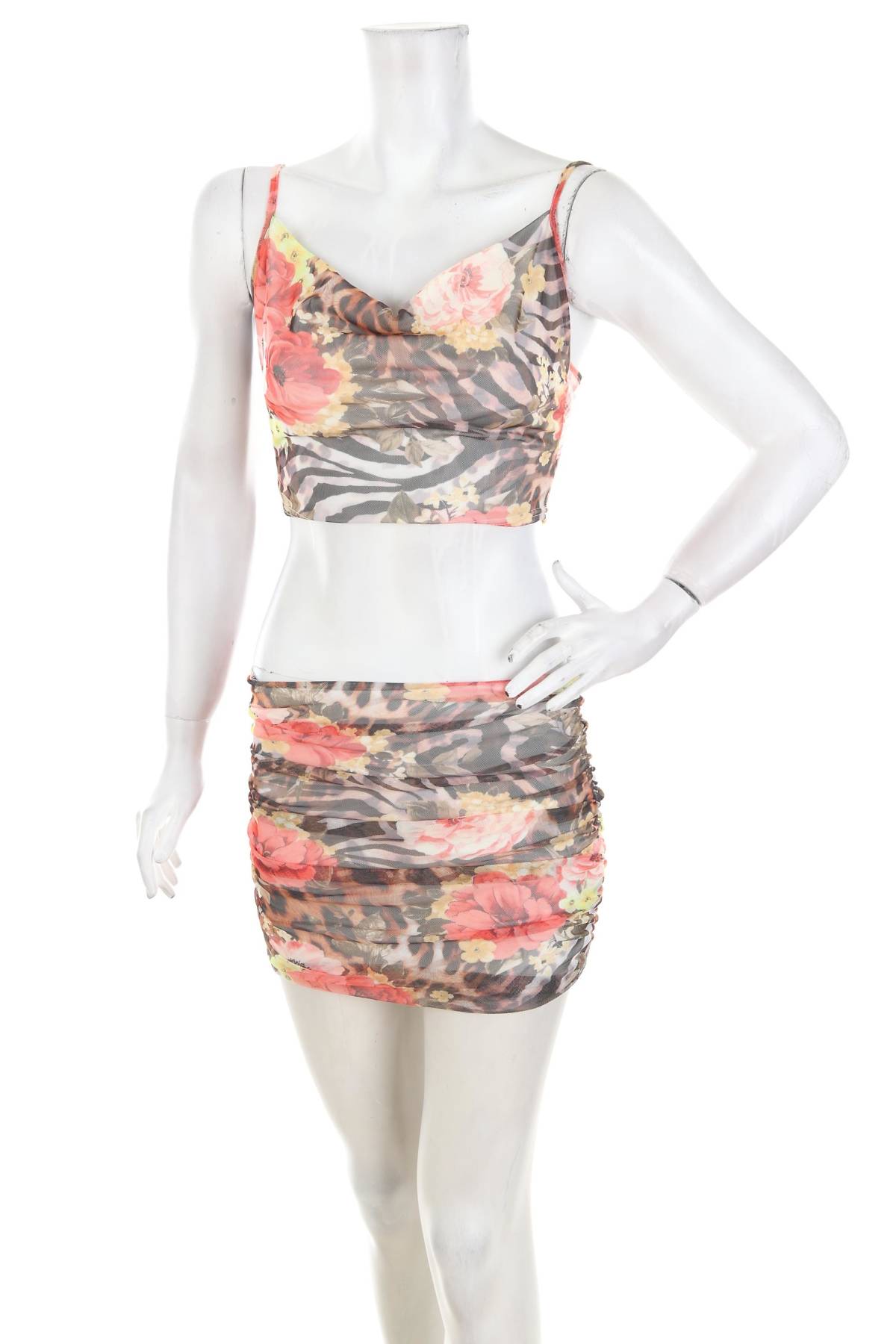 Γυναικείο σετ Boohoo1 - Contourshop.gr Γυναικείο σετ Boohoo1