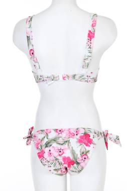 Бански костюм Hunkemoller2