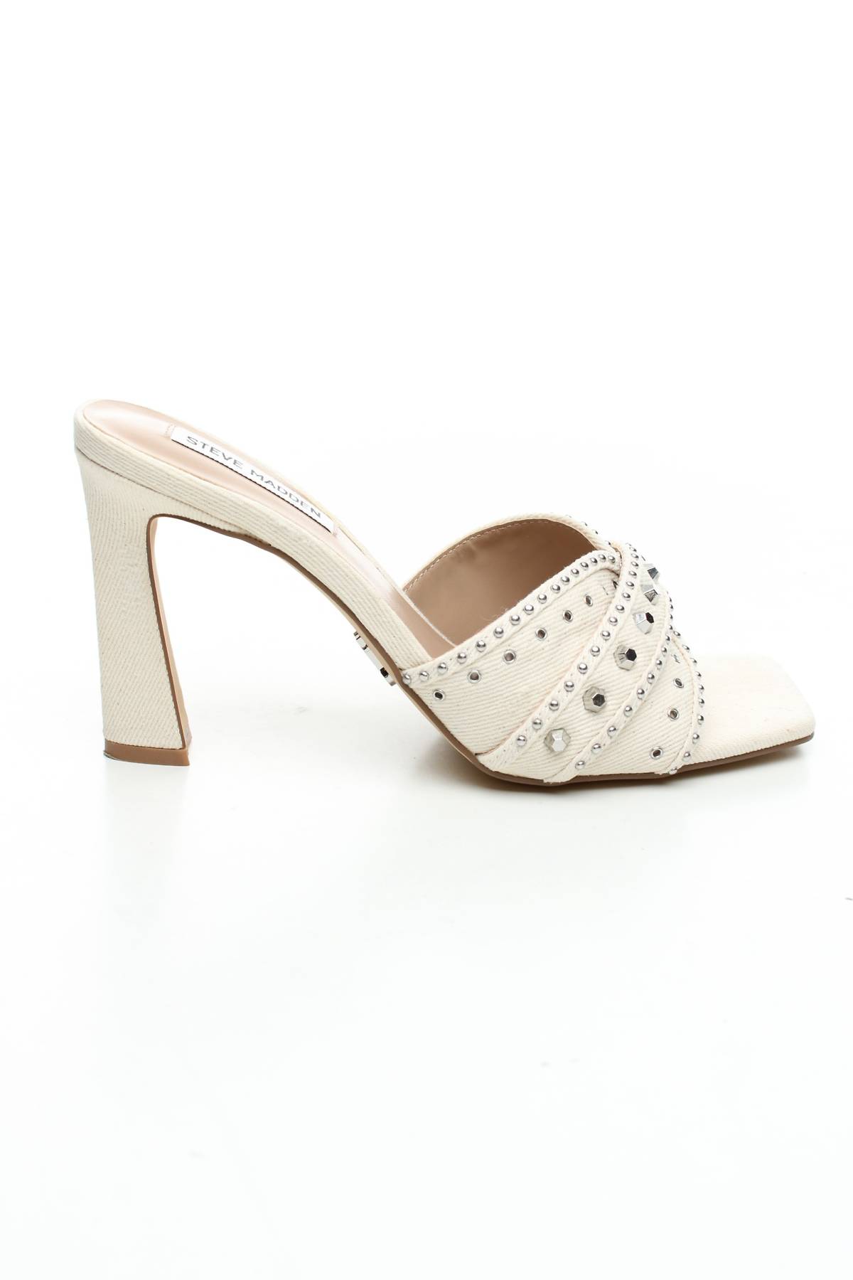 Πέδιλα Steve Madden1