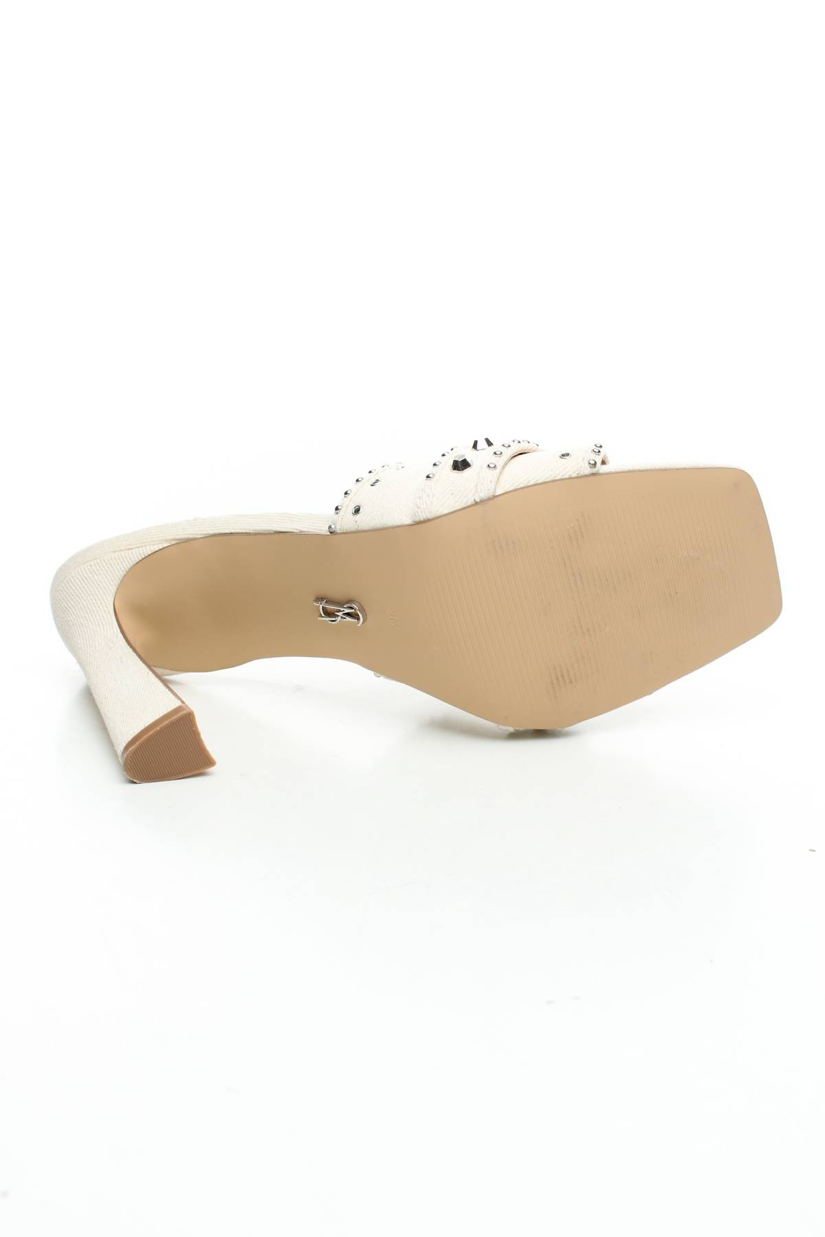 Πέδιλα Steve Madden4