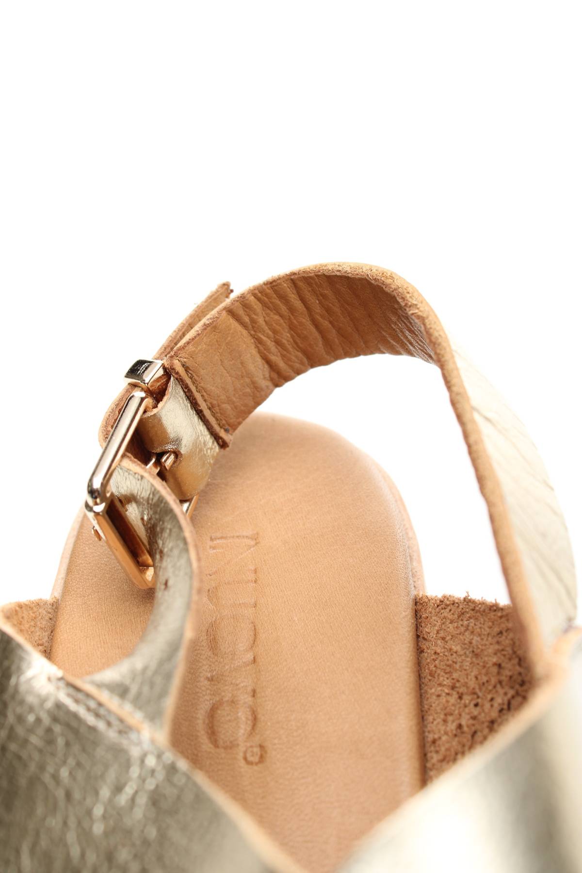 Σανδάλια Inuovo5