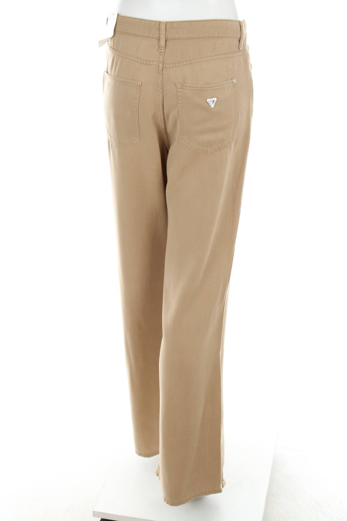 Дамски панталон Guess2