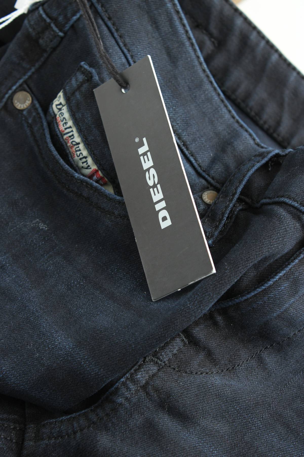 Γυναικεία τζιν Diesel3