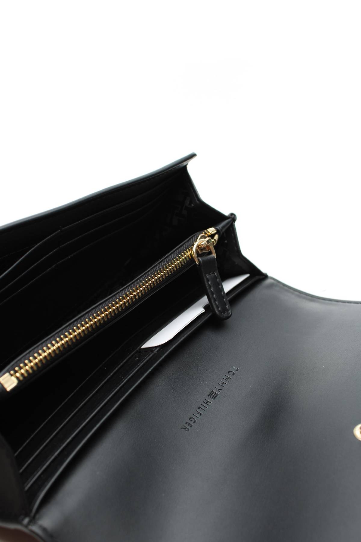 Портмоне Tommy Hilfiger3 - Contour.bg Портмоне Tommy Hilfiger3