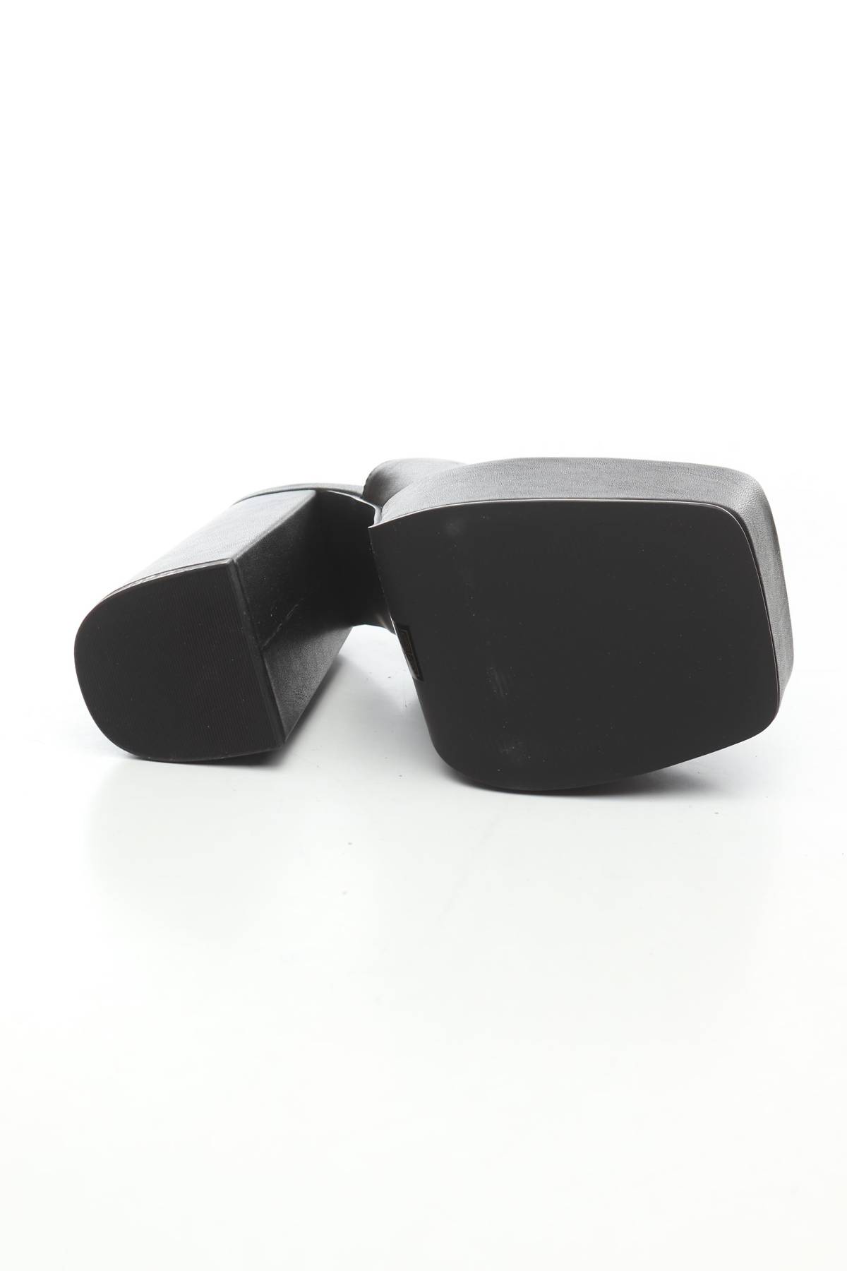 Чехли Steve Madden4 - Contour.bg Чехли Steve Madden4