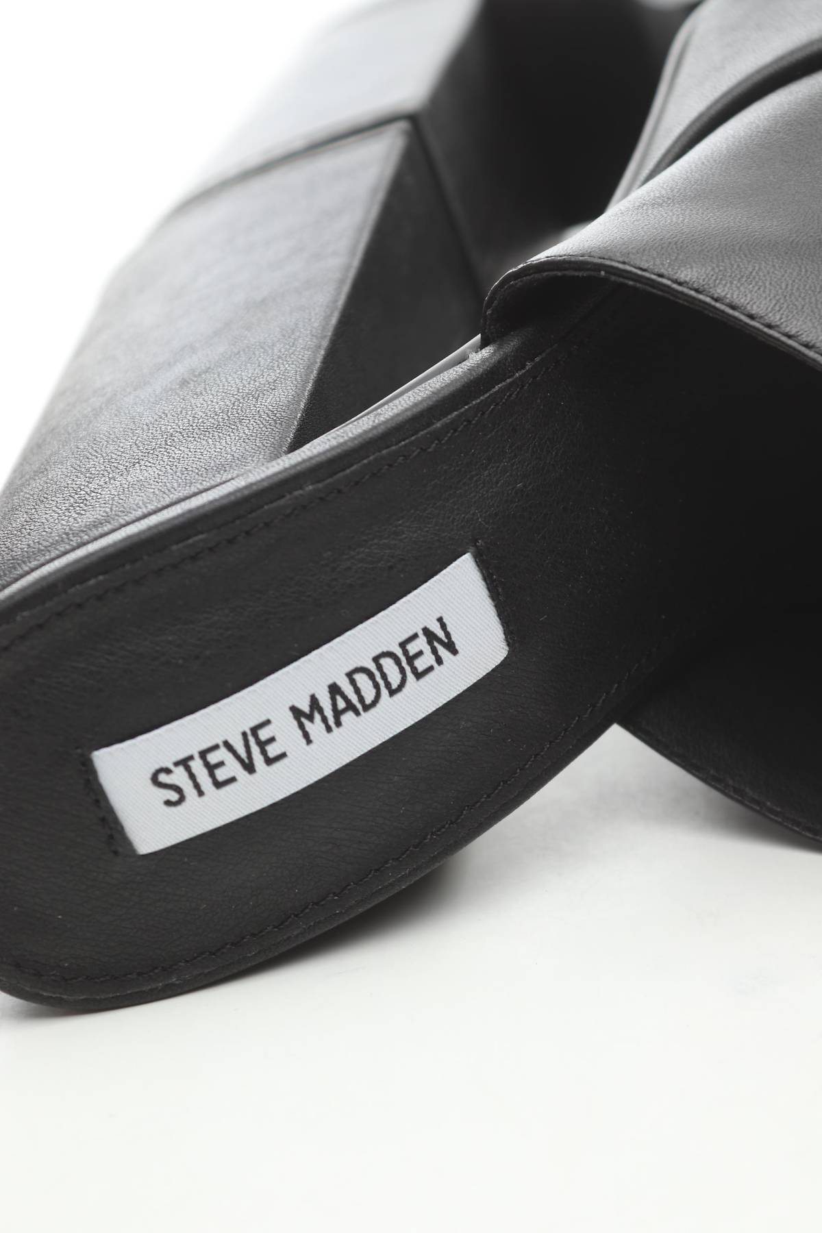 Чехли Steve Madden5 - Contour.bg Чехли Steve Madden5