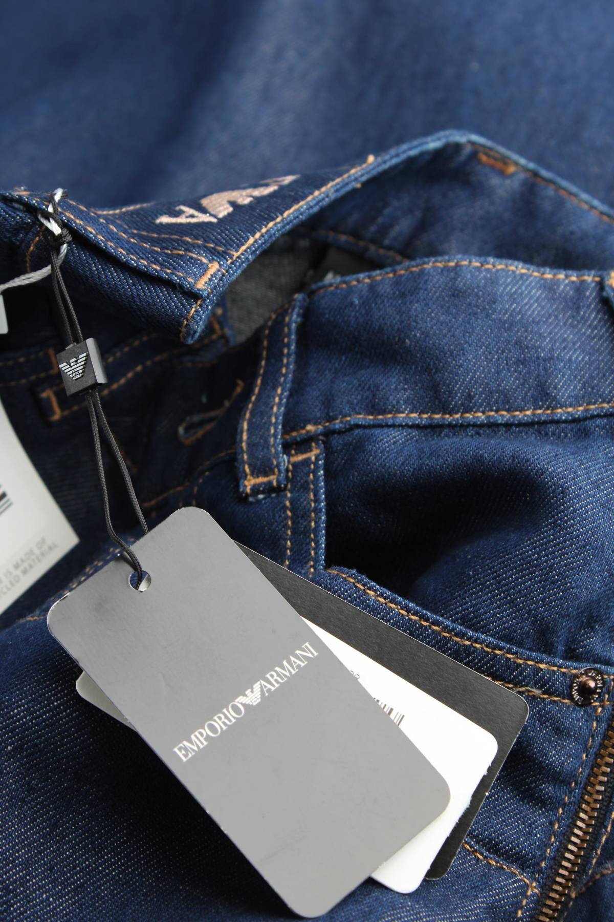 Пола Emporio Armani3