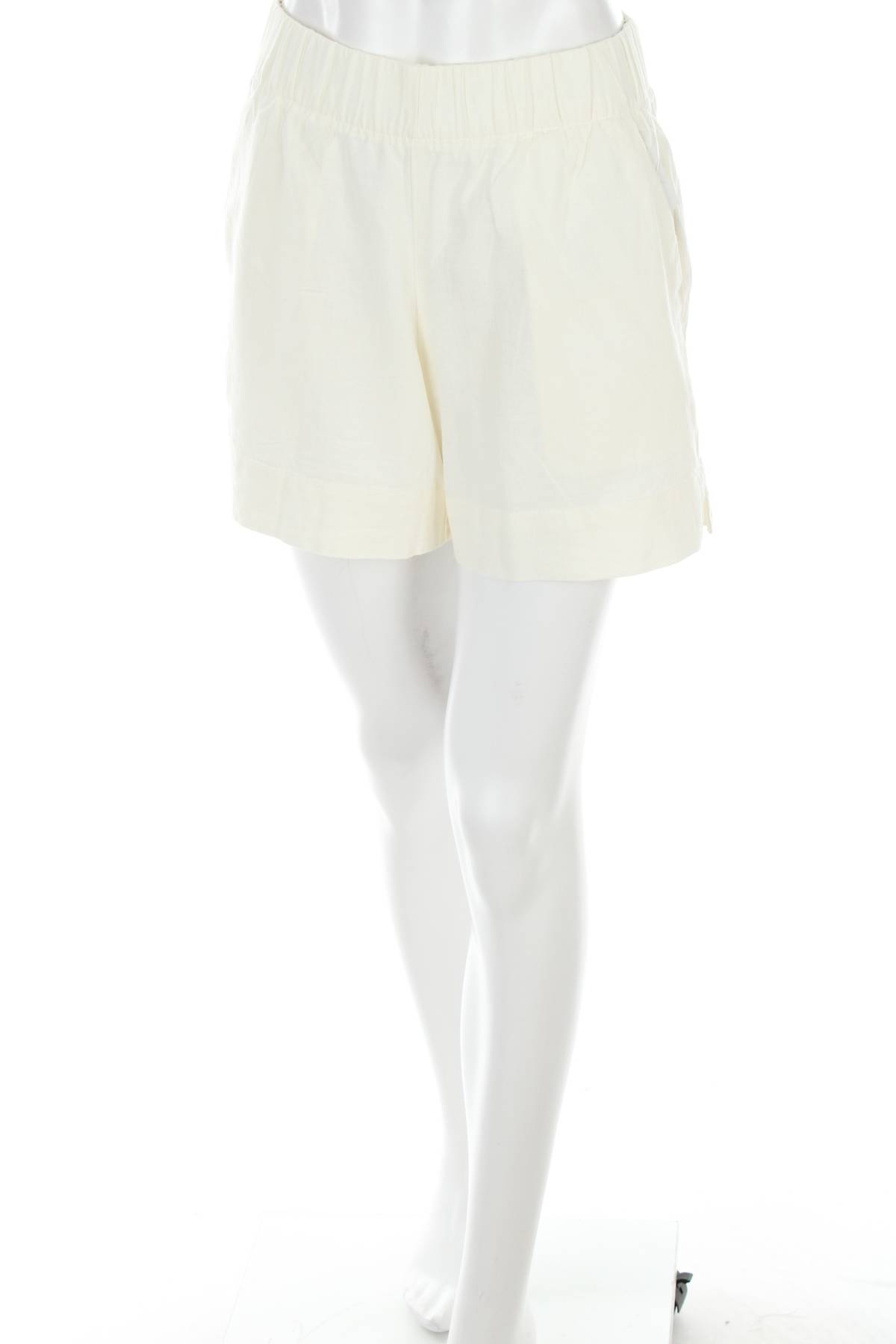 Дамски къс панталон Gap1