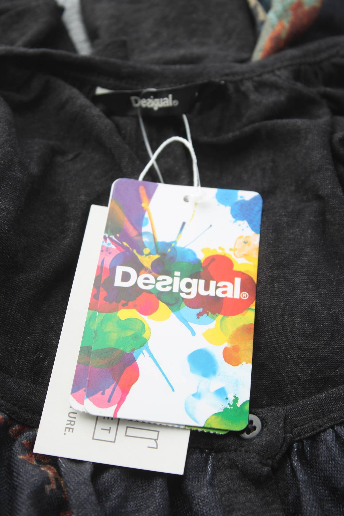 Γυναικείες ζακέτες Desigual3