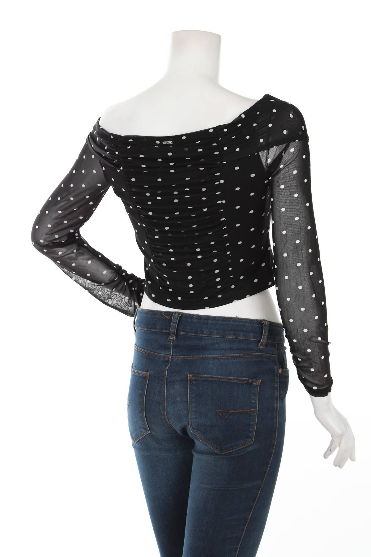 Дамска блуза Guess2 - Contour.bg Дамска блуза Guess2