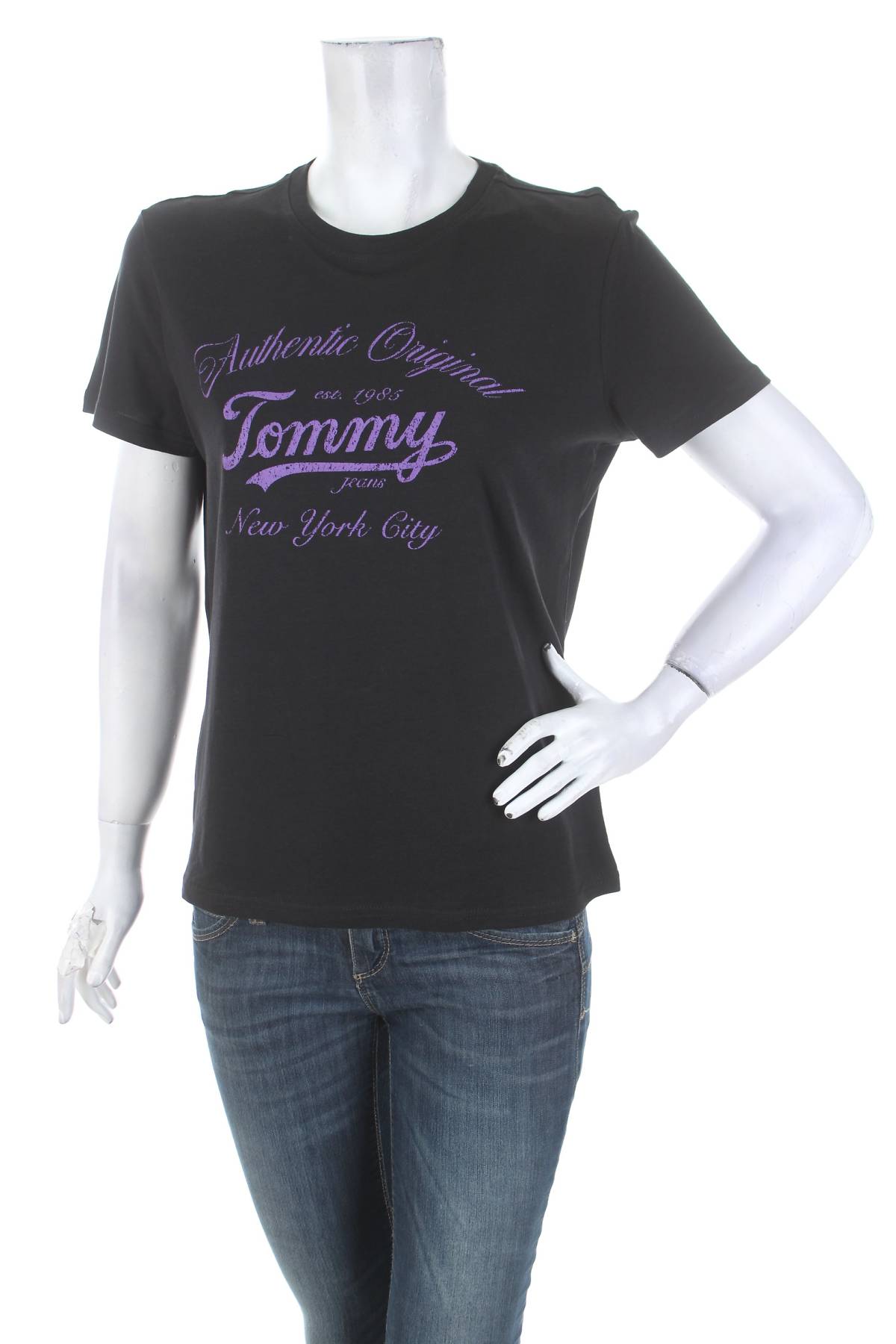 Дамска тениска Tommy Jeans1