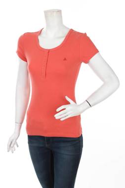 Дамска тениска Guess1