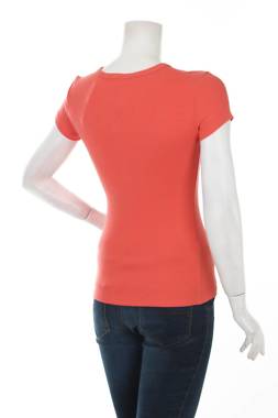 Дамска тениска Guess2