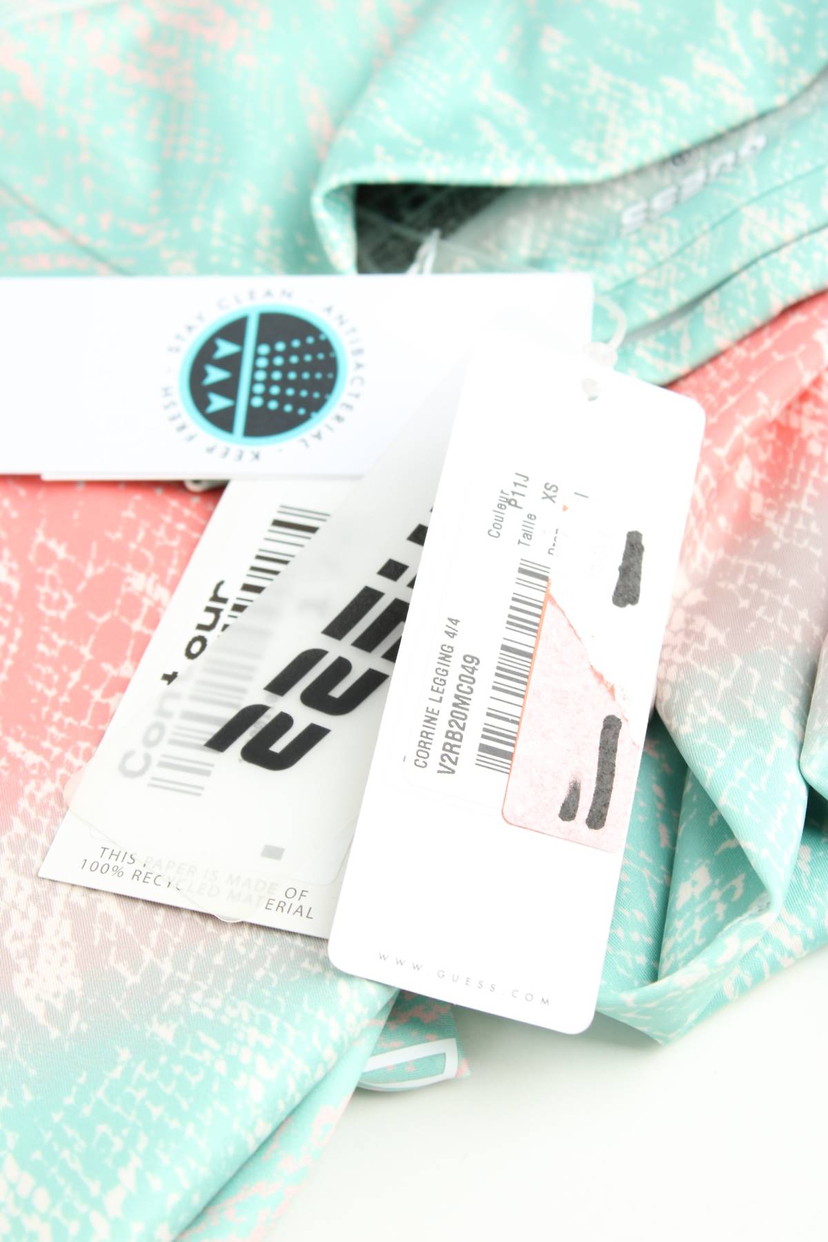 Γυναικείο κολάν Guess3