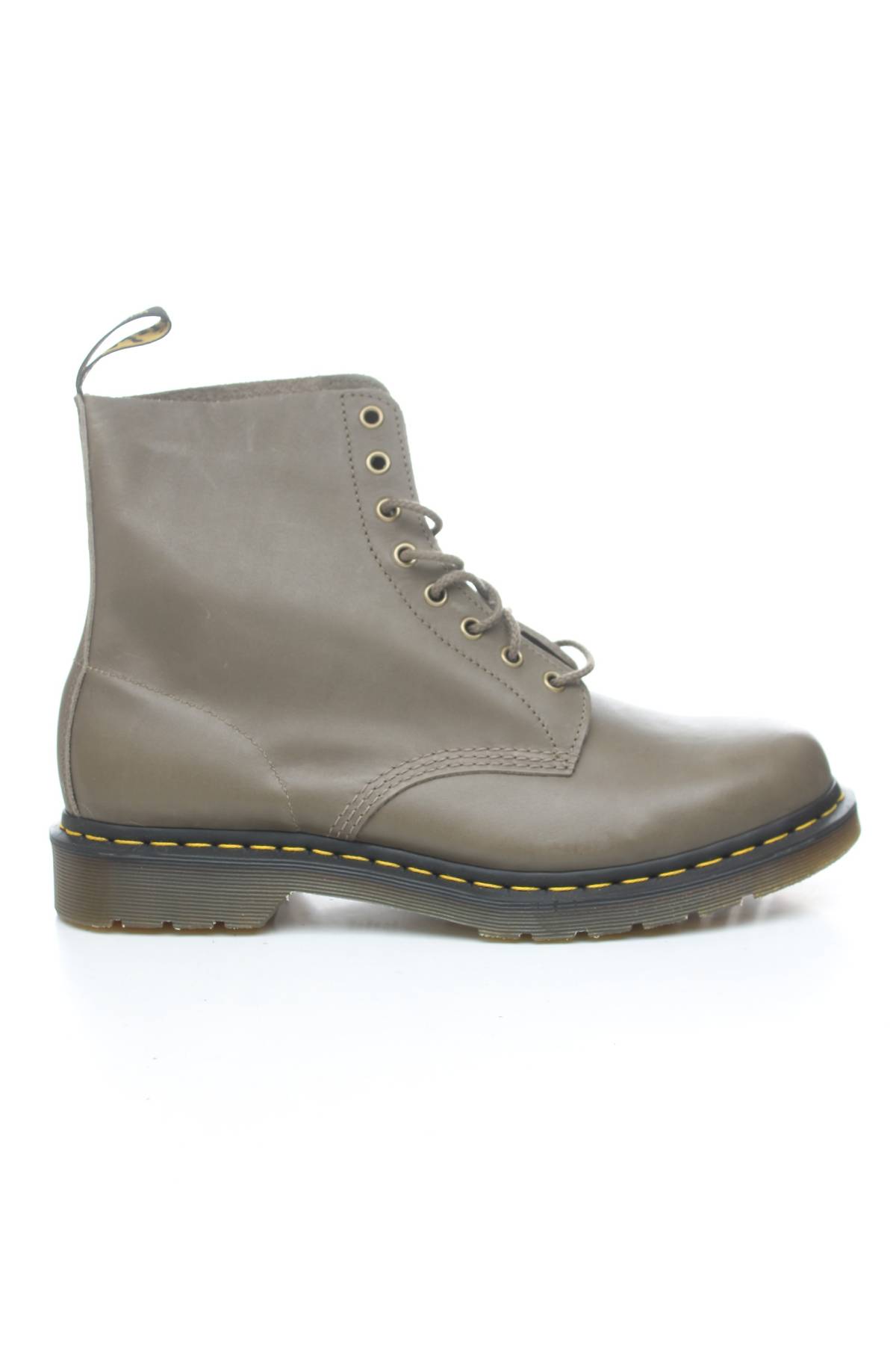 Мъжки обувки Dr. Martens1