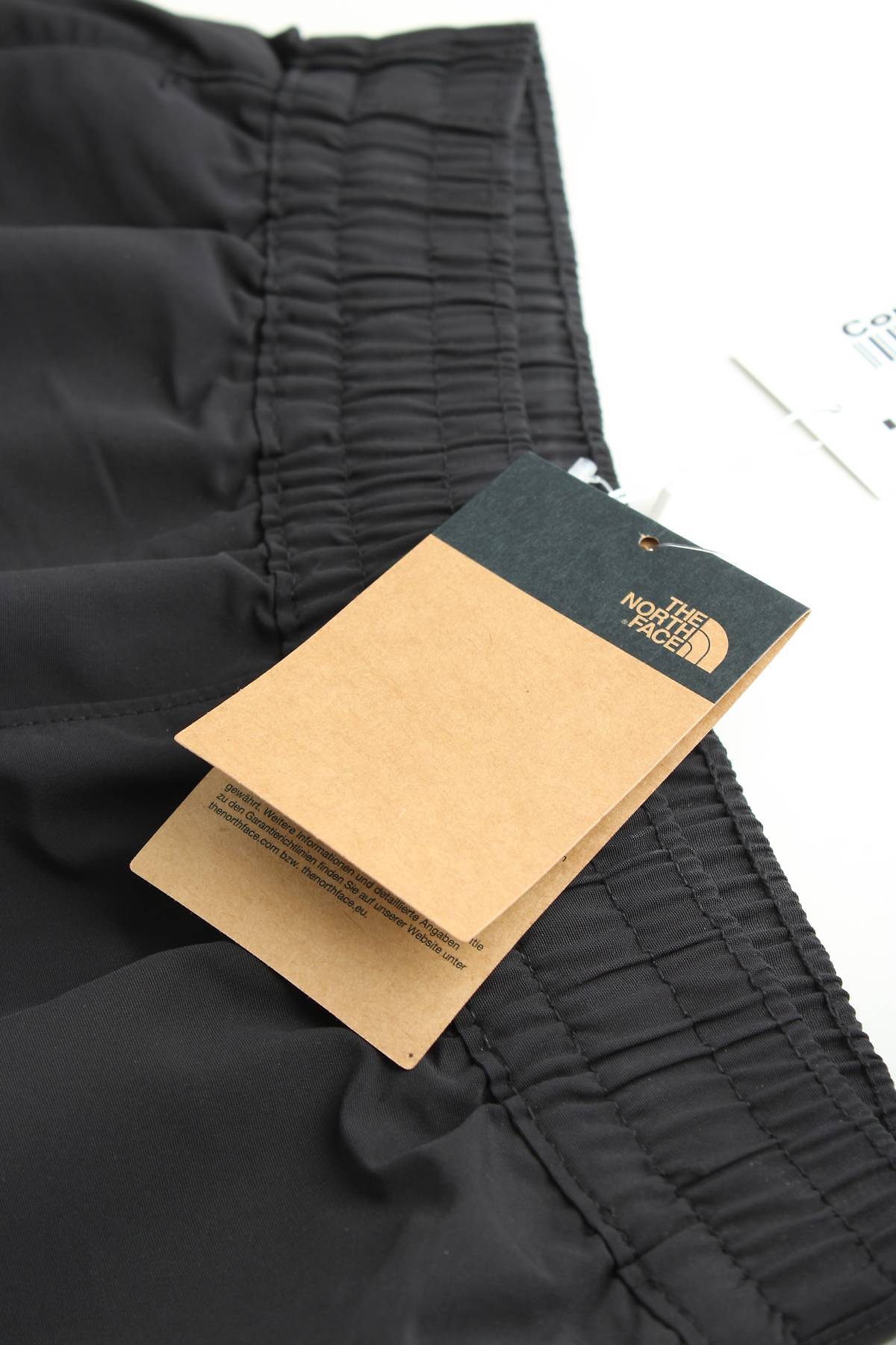 Γυναικείο σορτσάκι The North Face3