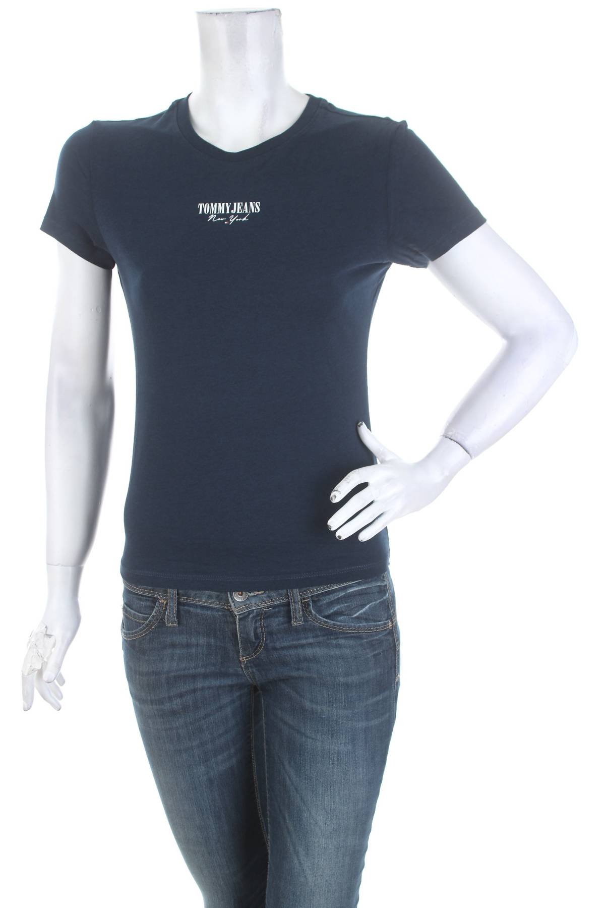 Дамска тениска Tommy Jeans1