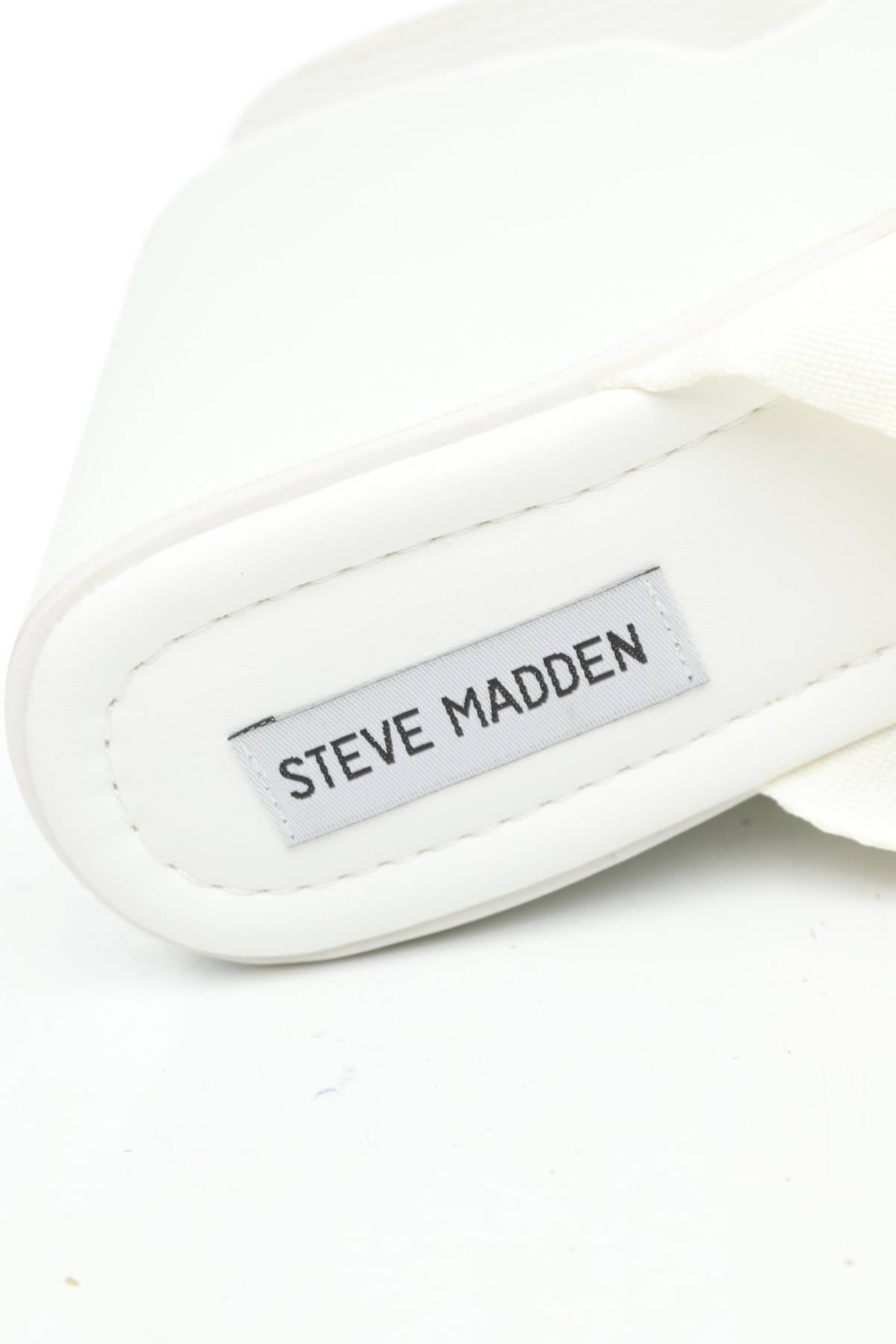 Чехли Steve Madden5 - Contour.bg Чехли Steve Madden5