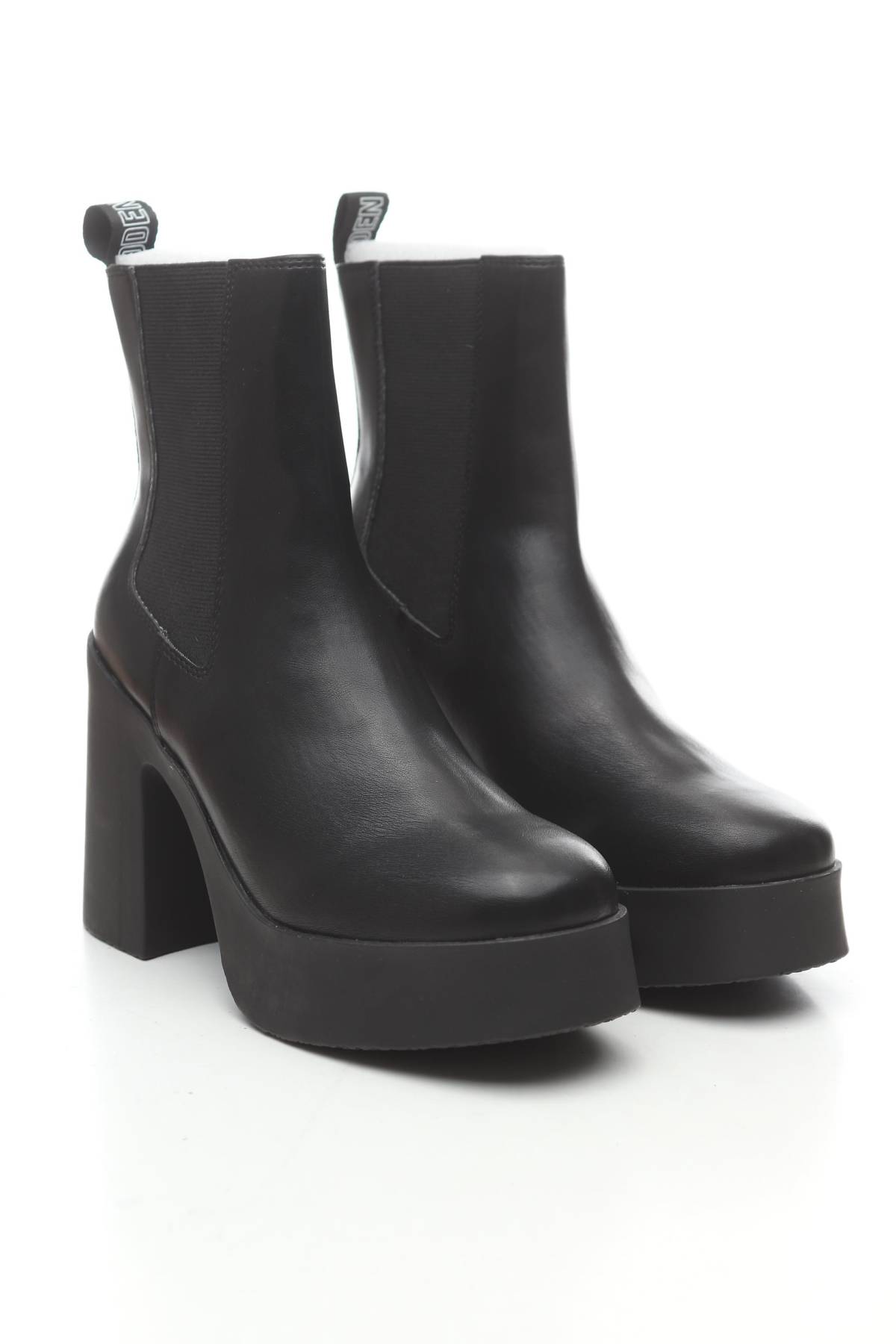 Дамски боти Steve Madden3