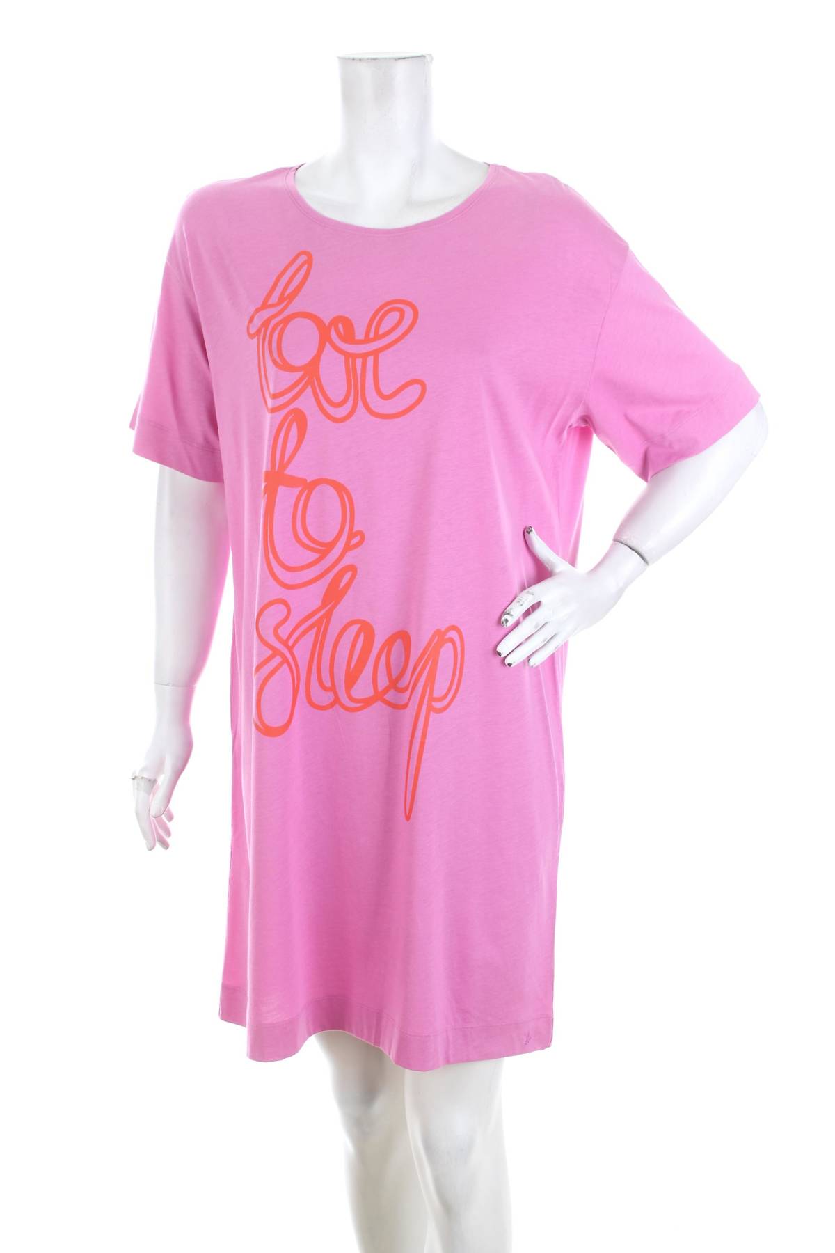 Дамска нощница Triumph x Wilde House1