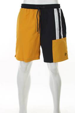 Мъжки къс панталон Lyle & Scott1