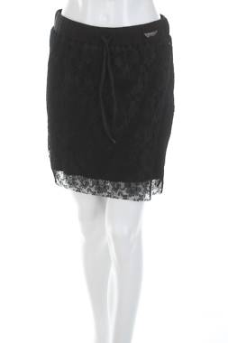 Пола Huit six sept1