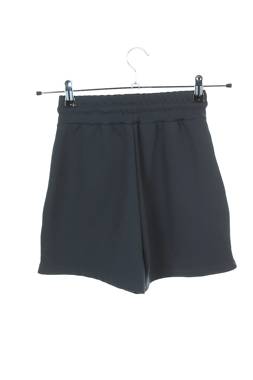 Дамски къс панталон Guess2