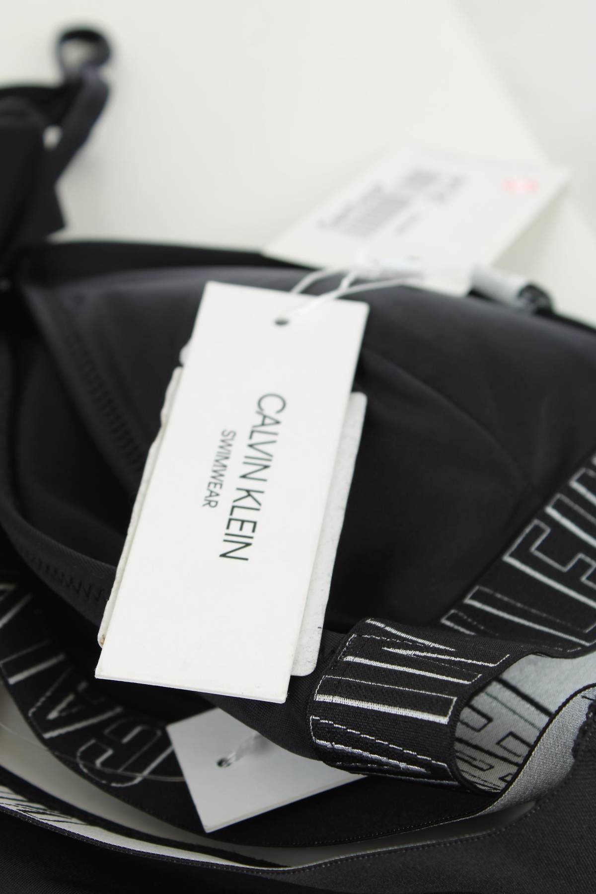 Бански костюм Calvin Klein3 - Contour.bg Бански костюм Calvin Klein3
