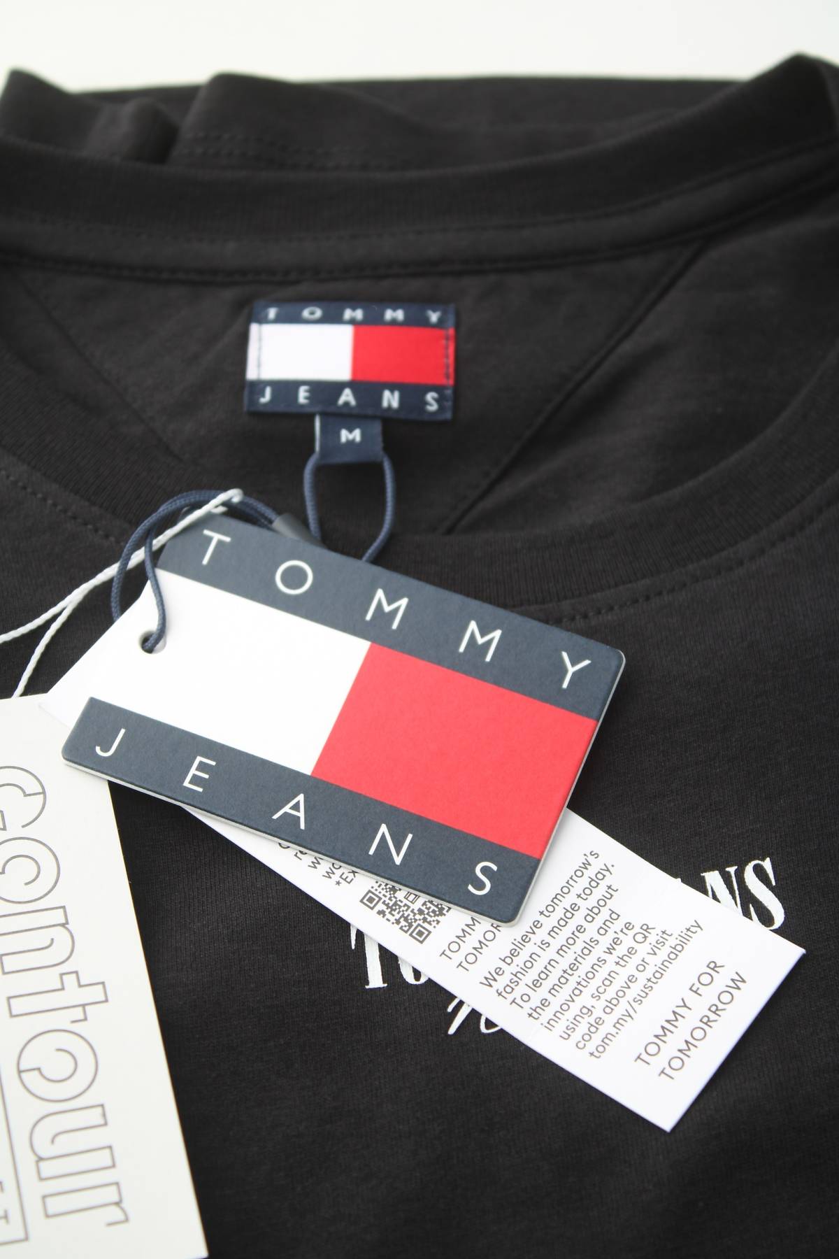 Дамска тениска Tommy Jeans3