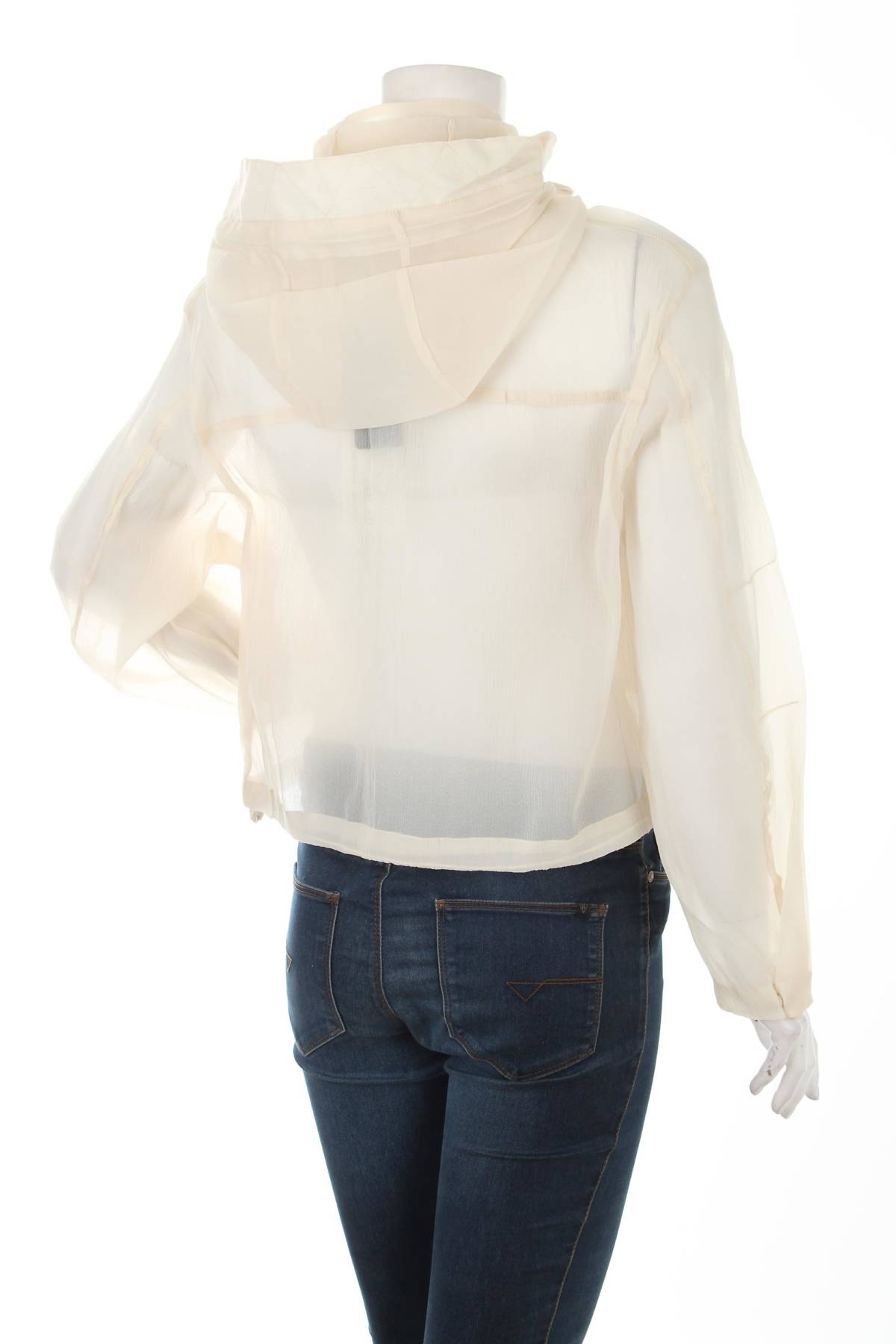 Γυναικείο μπουφάν Guess2