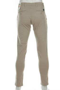 Мъжки панталон Dockers2 - Contour.bg Мъжки панталон Dockers2