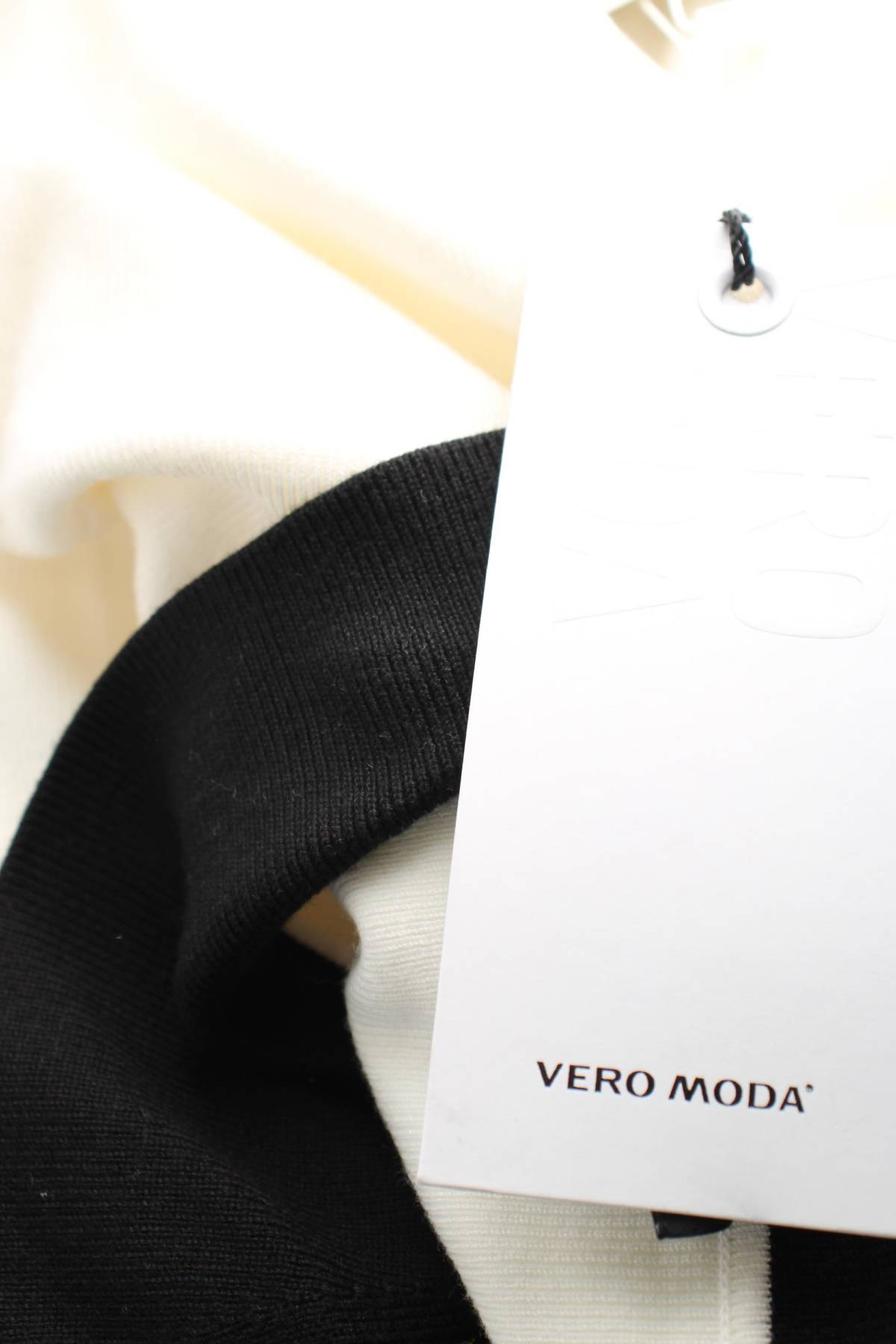 Дамски пуловер Vero Moda3