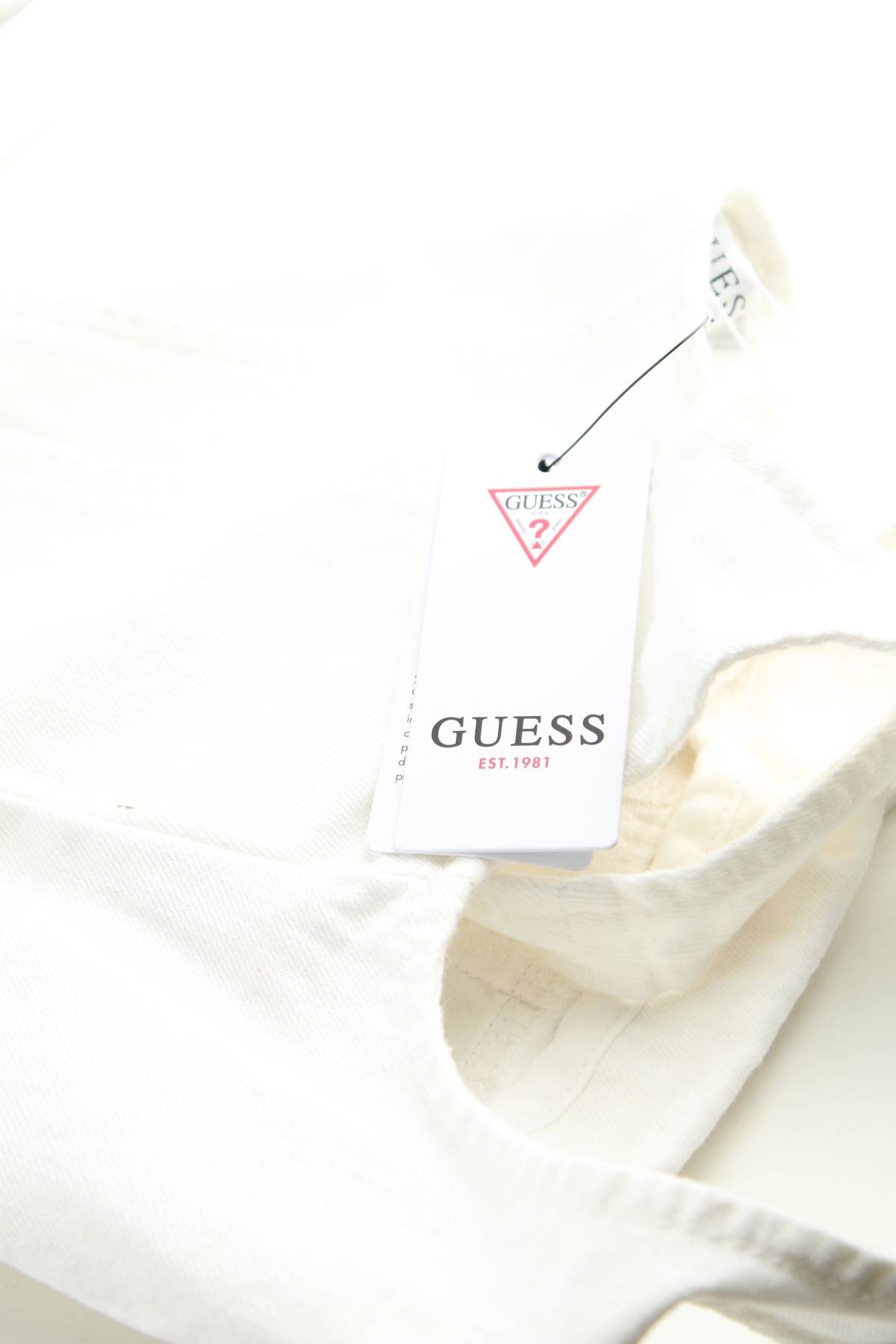 Бюстие Guess3