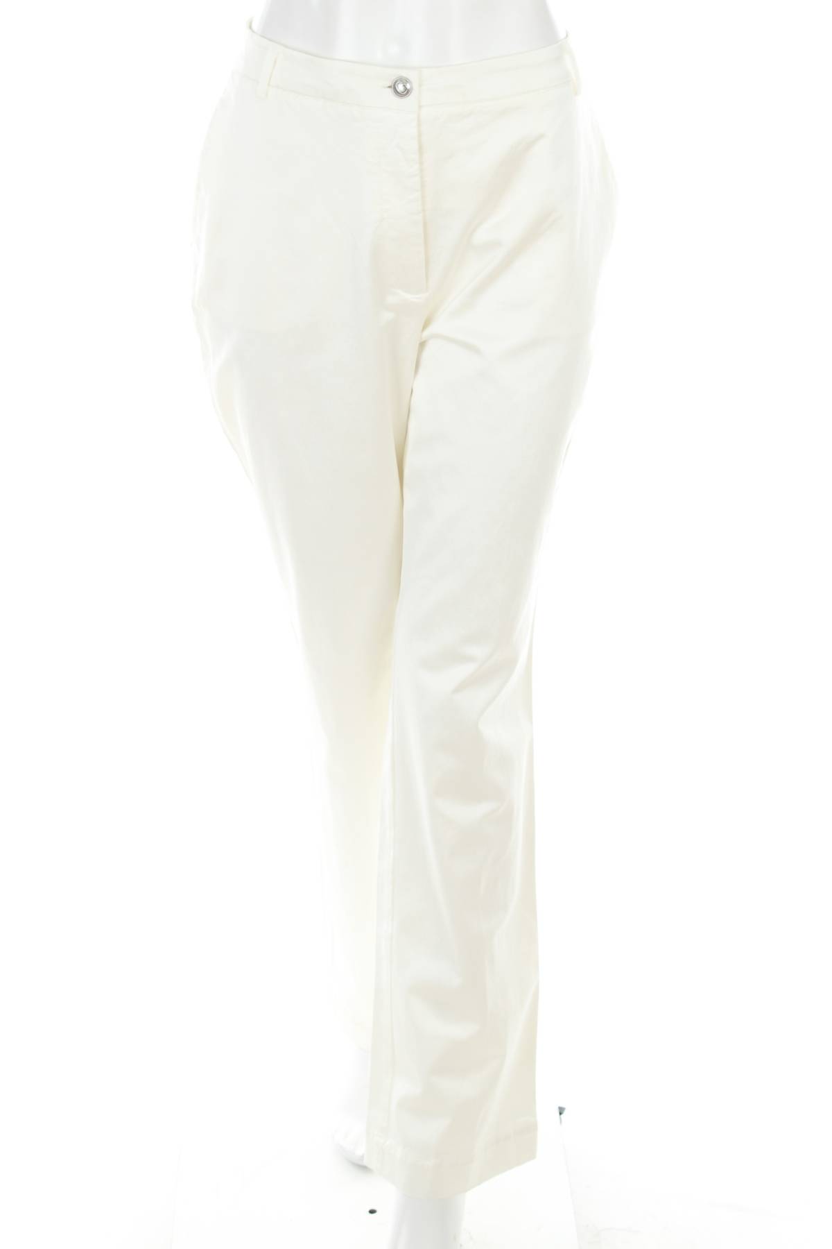 Дамски панталон Guess1