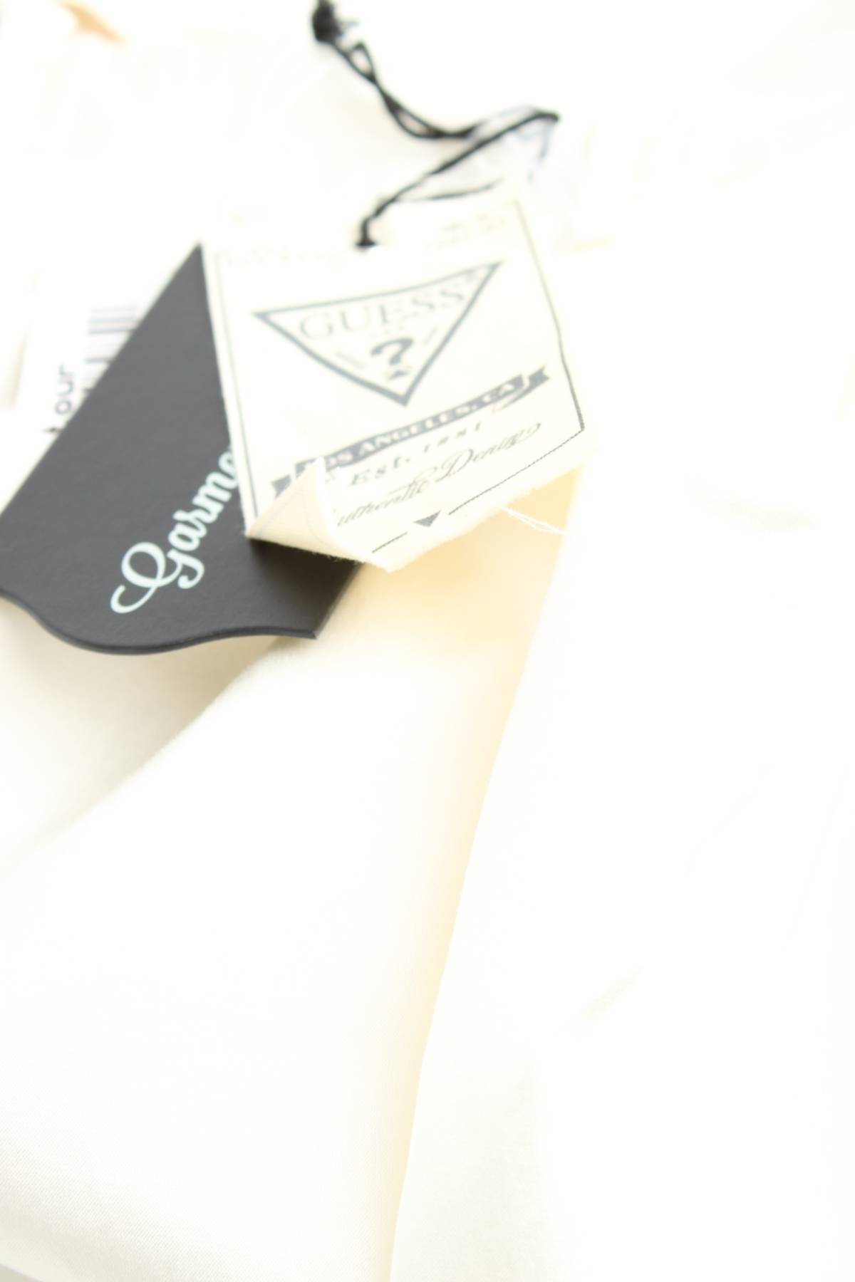 Дамски панталон Guess3