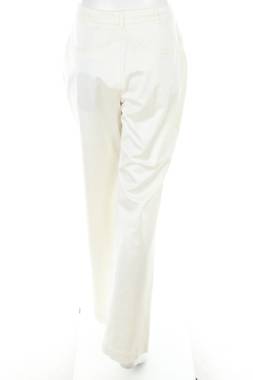 Дамски панталон Guess2