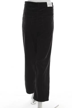 Γυναικεία κοτλέ παντελόνια C&A2 - Contourshop.gr Γυναικεία κοτλέ παντελόνια C&A2