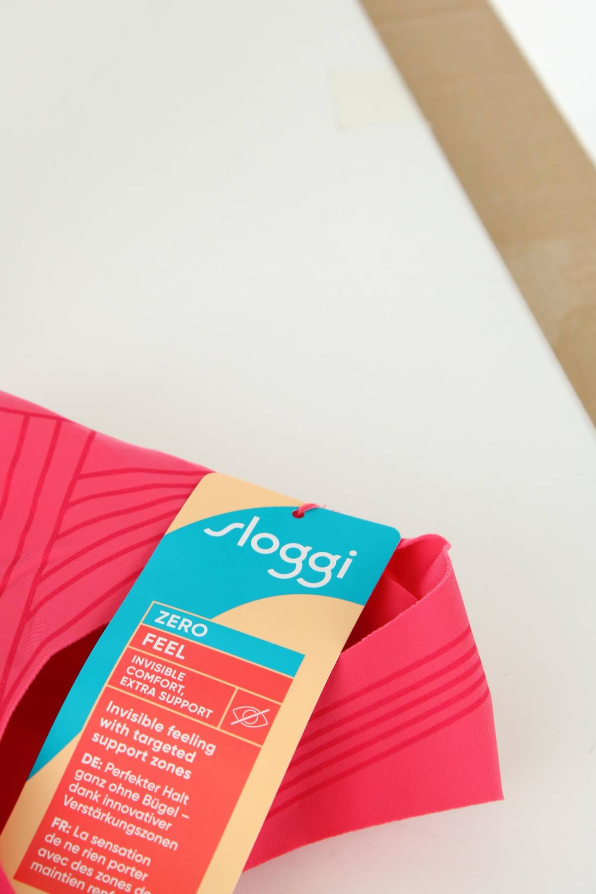 Спортен сутиен Sloggi3 - Contour.bg Спортен сутиен Sloggi3