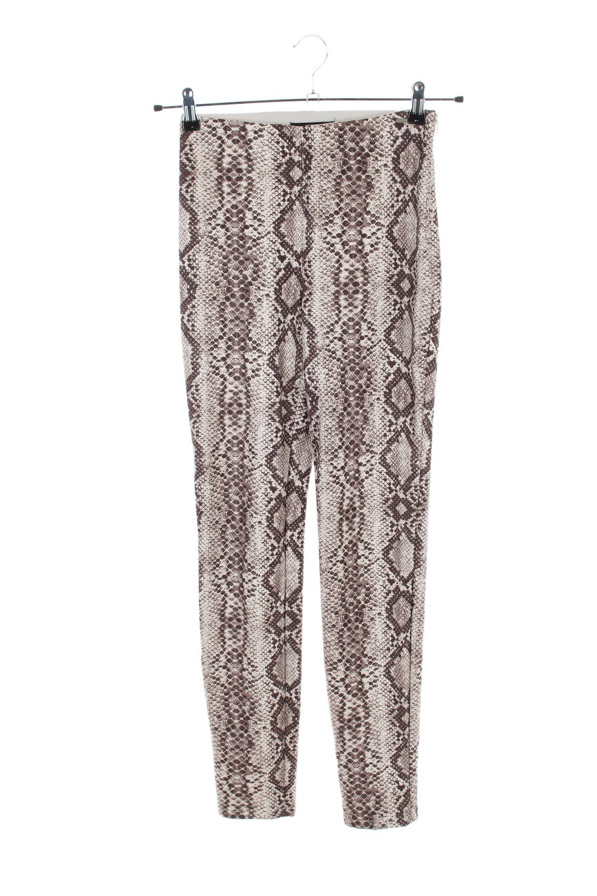 Дамски панталон Guess1