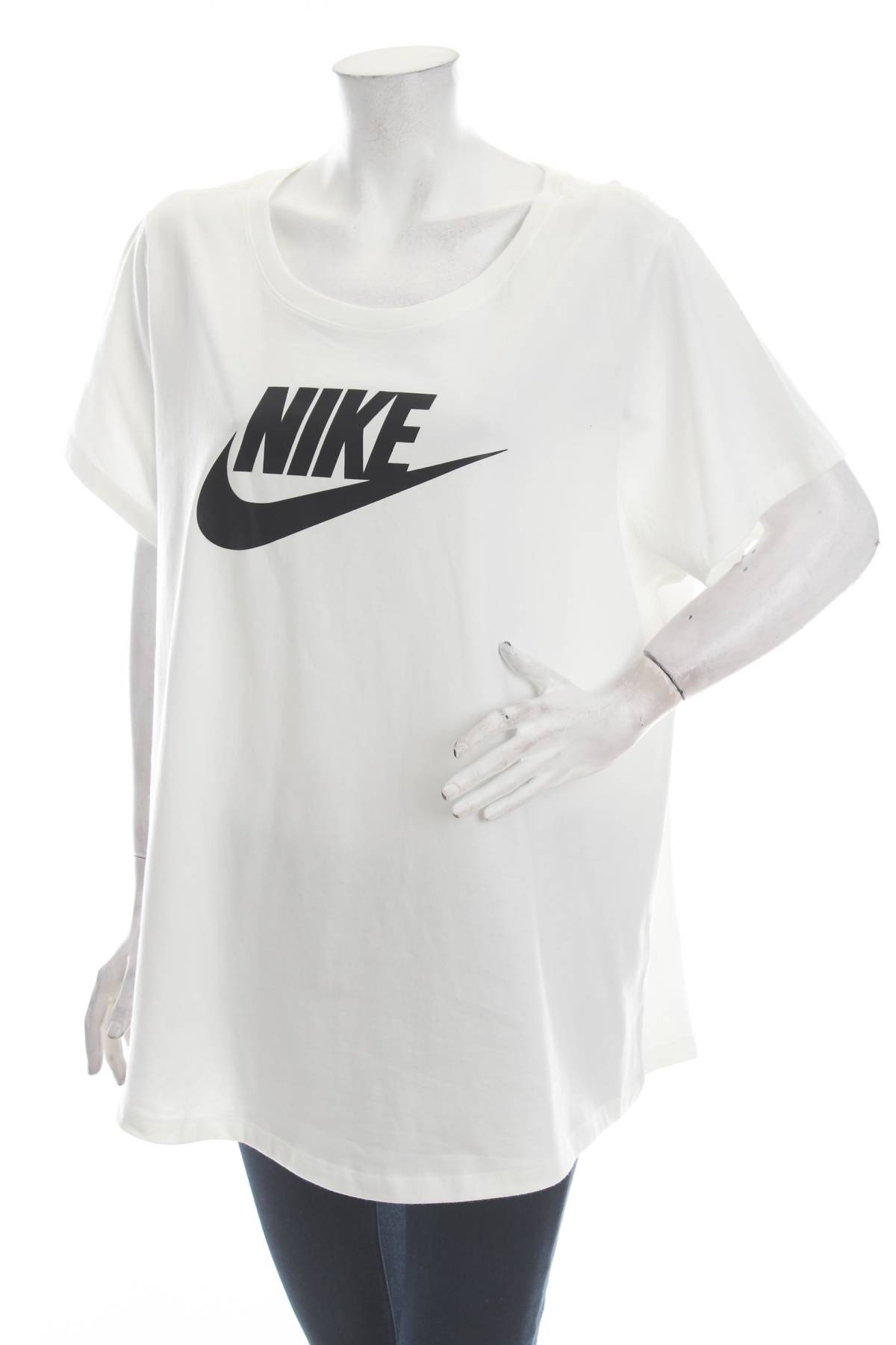 Дамска спортна тениска Nike1 - Contour.bg Дамска спортна тениска Nike1