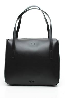 Дамска кожена чанта Calvin Klein1