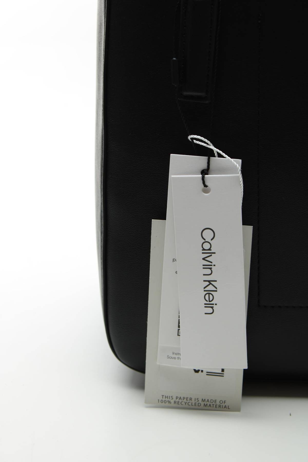 Дамска кожена чанта Calvin Klein4 - Contour.bg Дамска кожена чанта Calvin Klein4