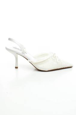 Γυναικεία παπούτσια Steve Madden1