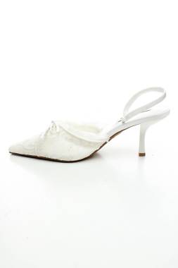 Γυναικεία παπούτσια Steve Madden2