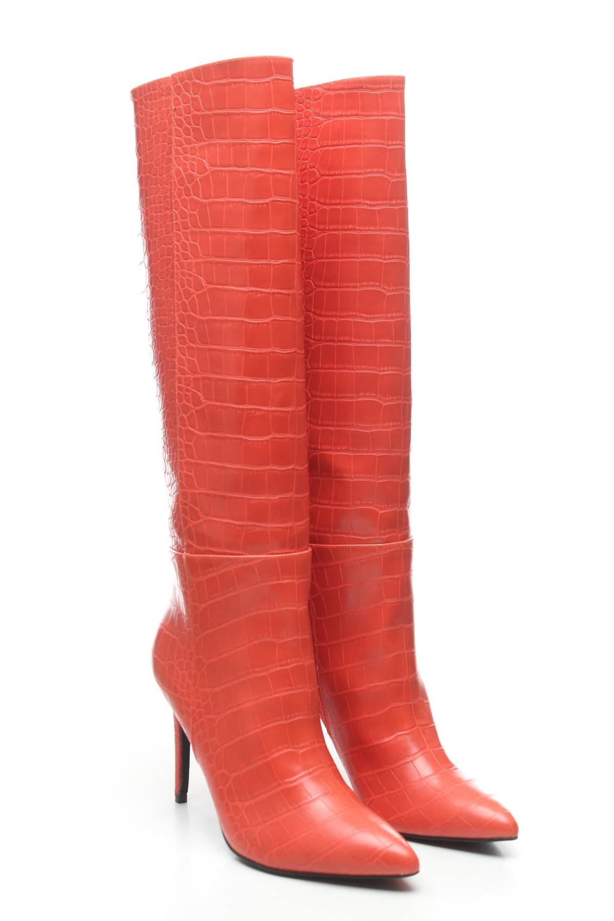 Дамски ботуши Guess3