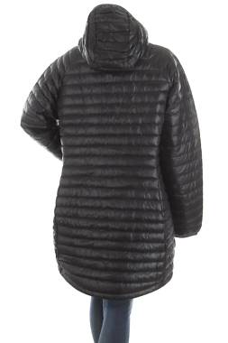 Дамско яке Jack Wolfskin2