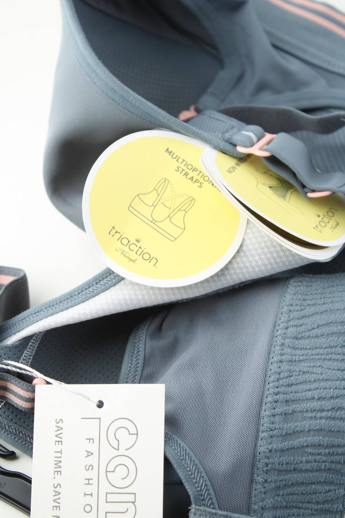 Спортен сутиен Triumph Triaction3