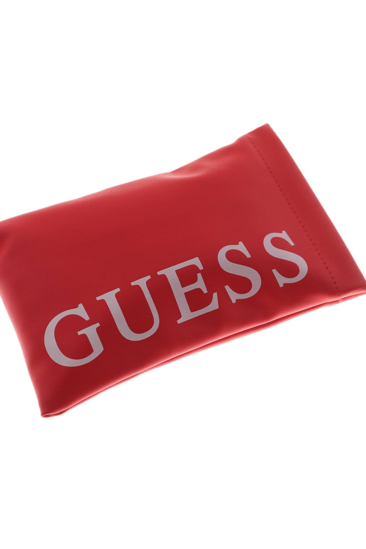 Очила Guess4